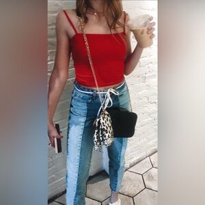Red straight neck tank top